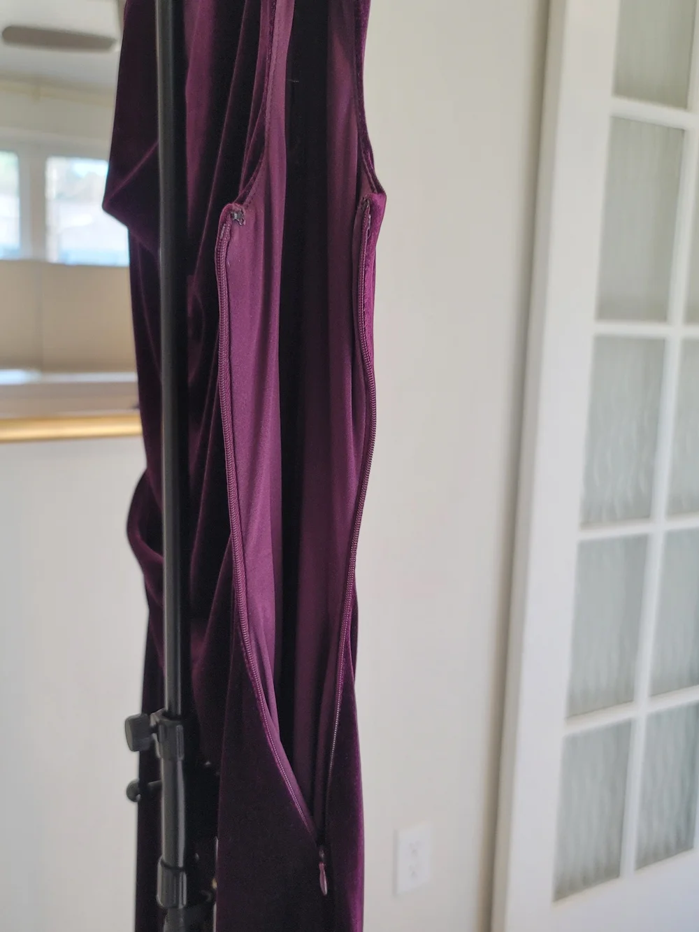 JESSICA HOWARD Plum Velvet Cowl Neck Cocktail Dress Small Defect Size 8